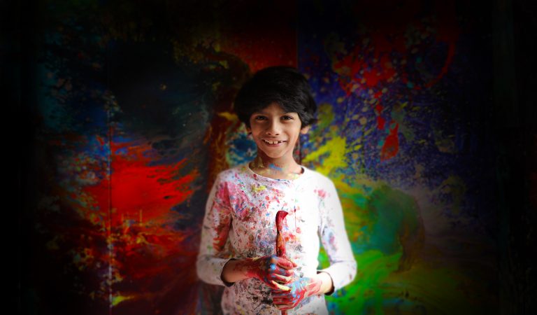 Read more about the article 9 Year-Old Prodigy Artist Advait to appear Live : Advait: Through the Lens Exhibition